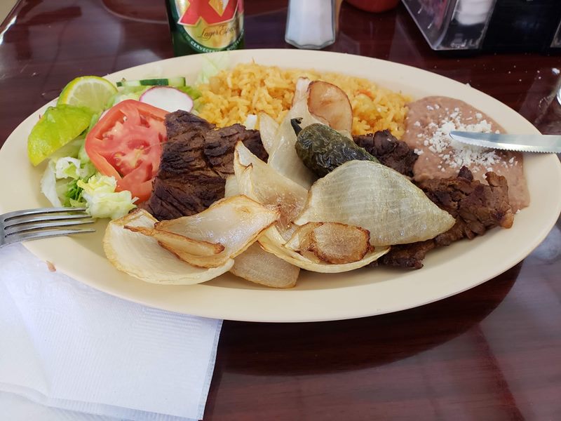 Polo's Taqueria food